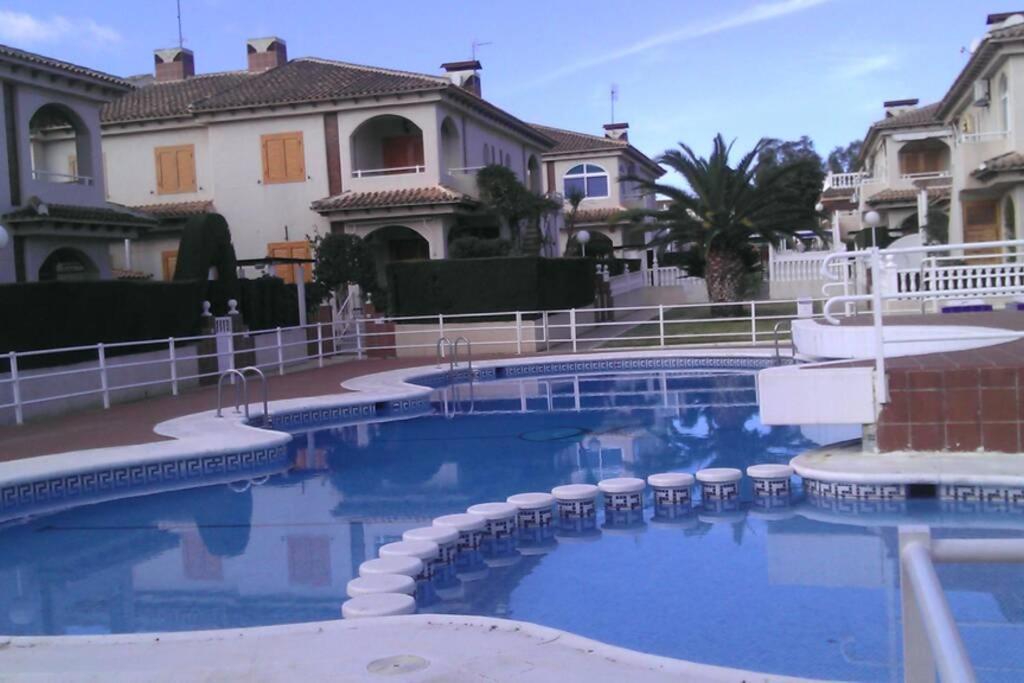 La Casa De La Palmera Lejlighed Torrevieja Eksteriør billede