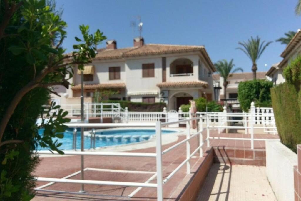 La Casa De La Palmera Lejlighed Torrevieja Eksteriør billede